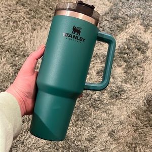 Stanley 40oz quencher